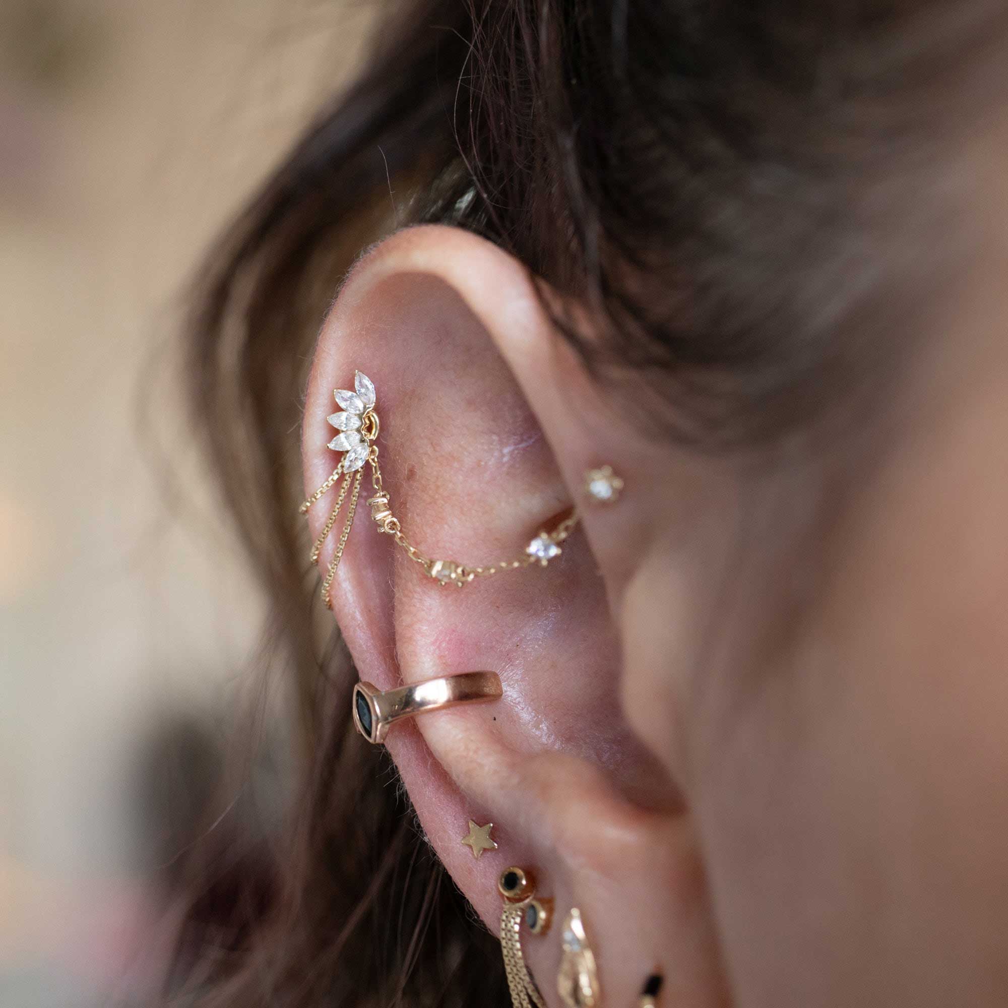 Crystal Fan Earring - Image 4