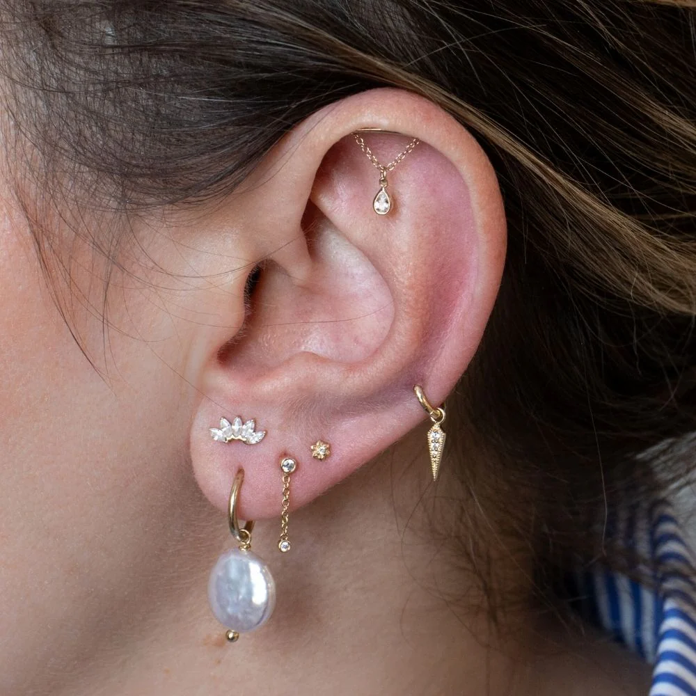 Crystal Fan Earring - Image 5